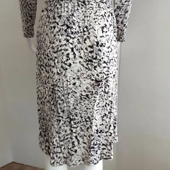 CAbi #822 ANIMAL PRINT JERSEY SHIRT DRESS SZ L (12) - Picture 8 of 9